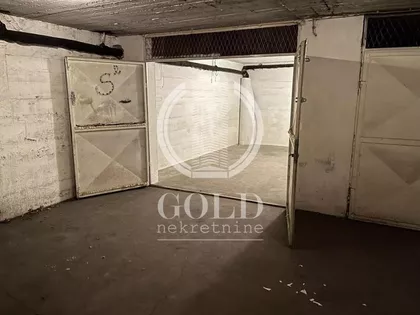 Bulevar Cara Lazara | 4zida.rs