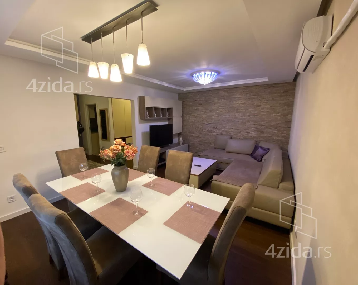 Četvorosoban stan | 4zida