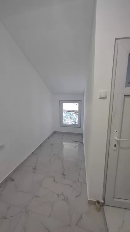 Ane Karenjine 25 | 4zida.rs