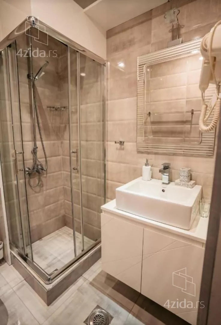 Turistički objekat | 4zida