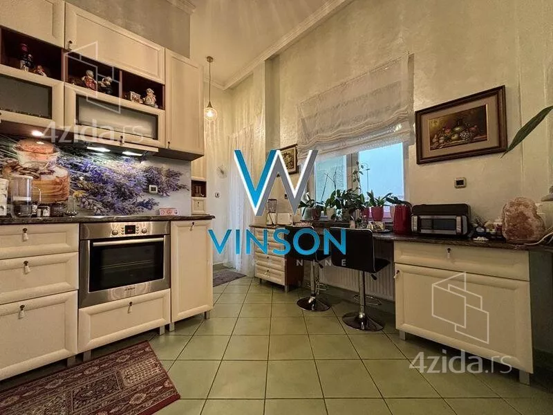 Petosoban stan | 4zida