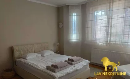 STRAŽILOVSKA | 4zida.rs