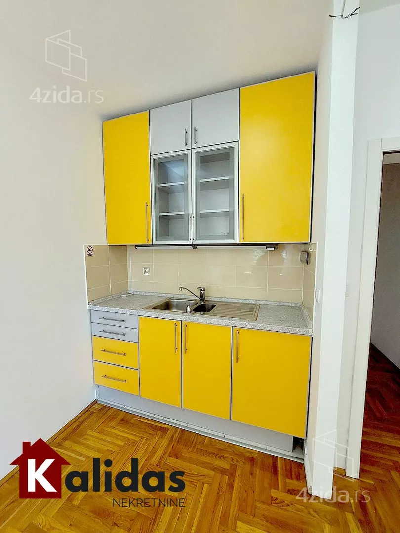 Garsonjera | 4zida