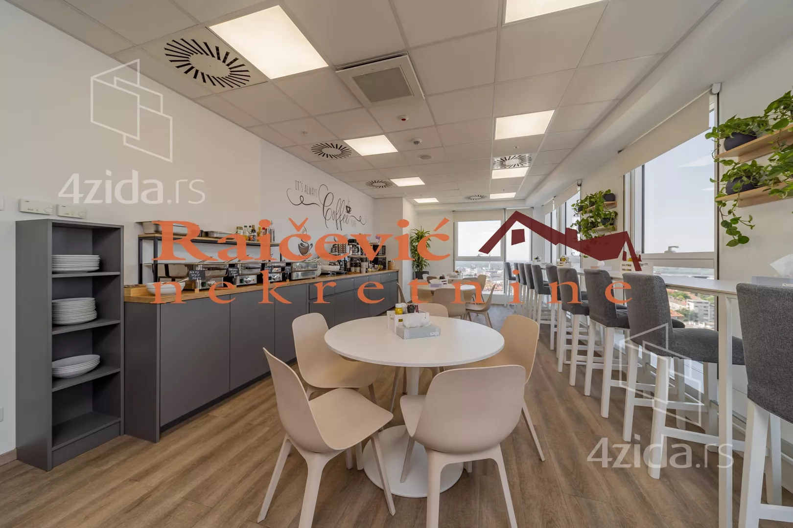 Poslovni prostor | 4zida