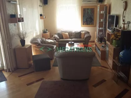 Lovćenska | 4zida.rs