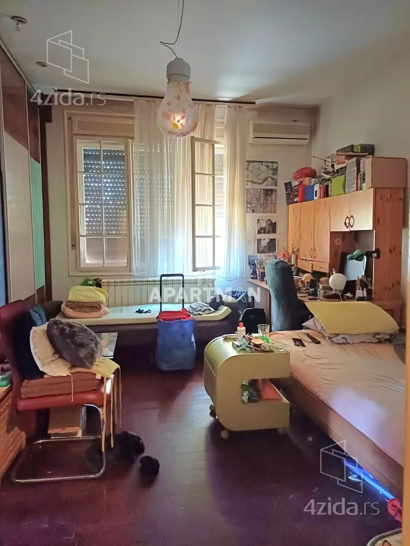 Petosoban stan | 4zida