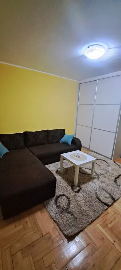 Danilova 13 | 4zida.rs