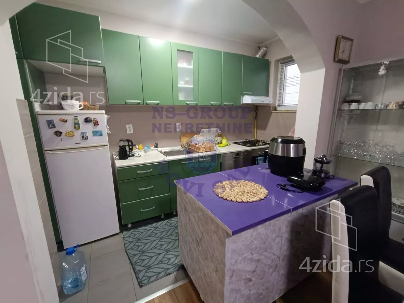 Četvorosoban stan | 4zida