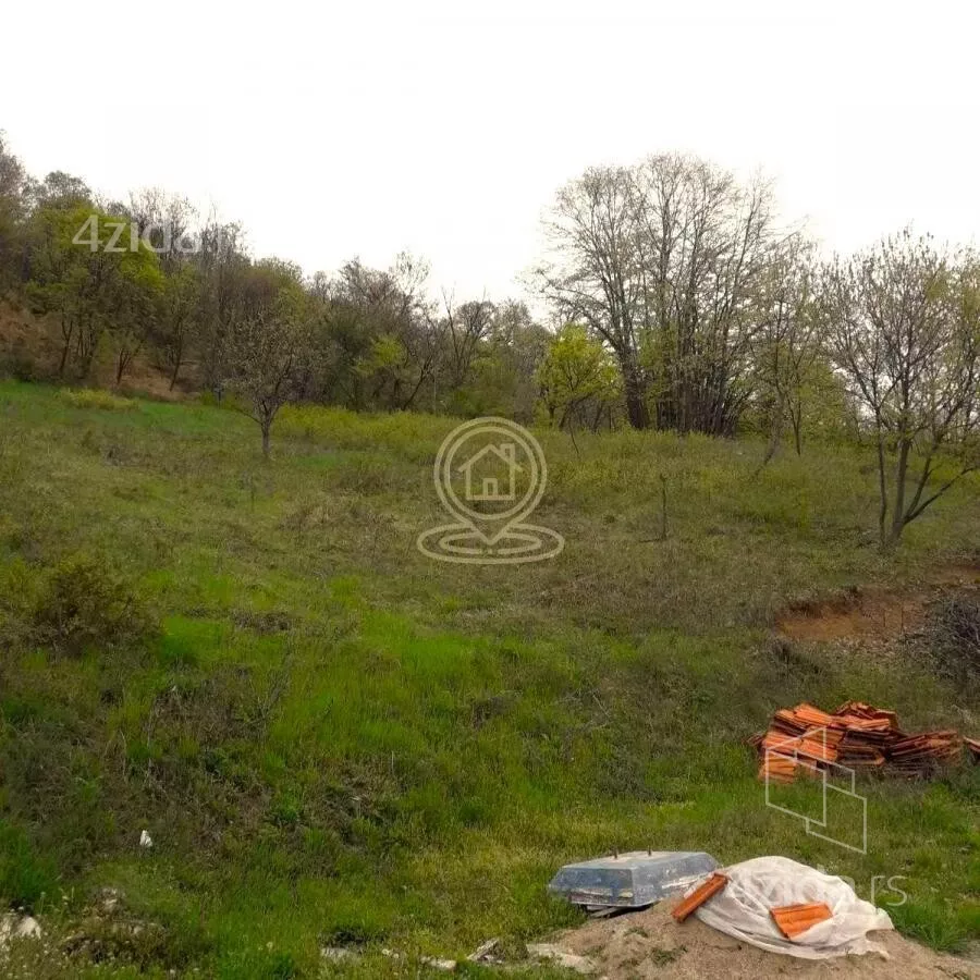 Plac | 4zida
