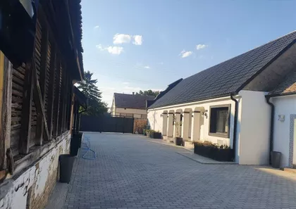 Cara Dušana | 4zida.rs