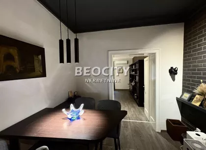 Miše Vujića | 4zida.rs