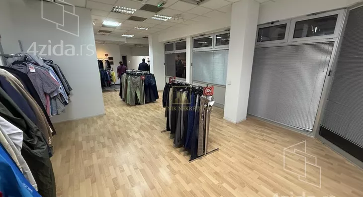 Poslovni prostor | 4zida
