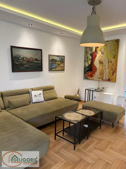 Petra Lubarde | 4zida.rs