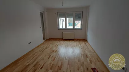 Božidara Adžije | 4zida.rs