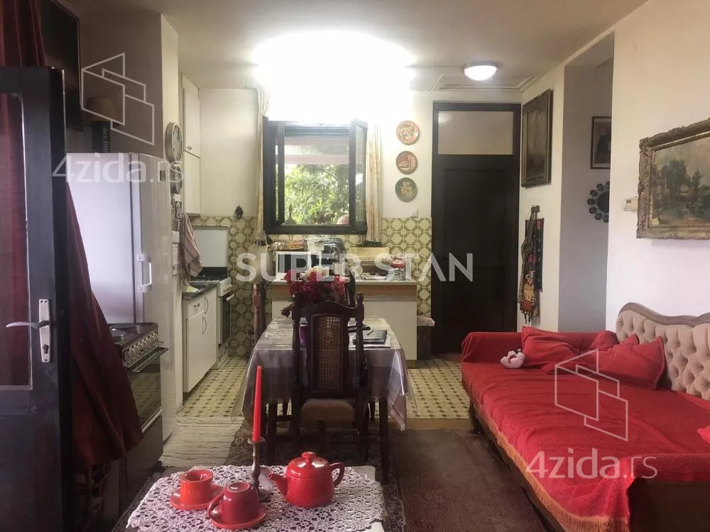 4-etažna kuća | 4zida