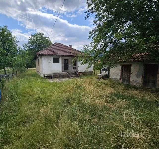 Plac | 4zida