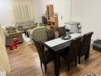 Male Pčelice | 4zida.rs