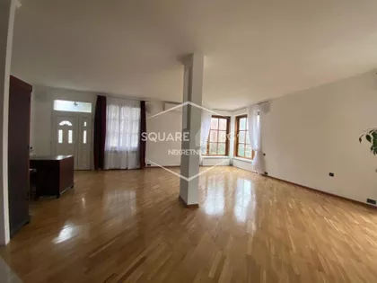 Rucovićeva | 4zida.rs