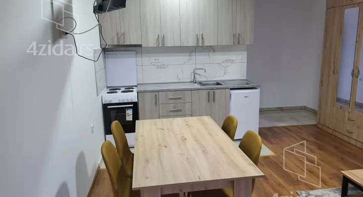 Garsonjera | 4zida