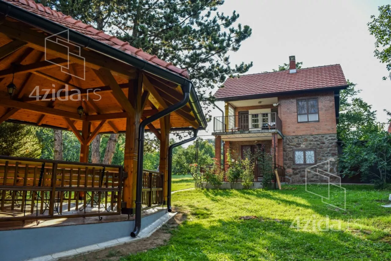 2-etažna kuća | 4zida