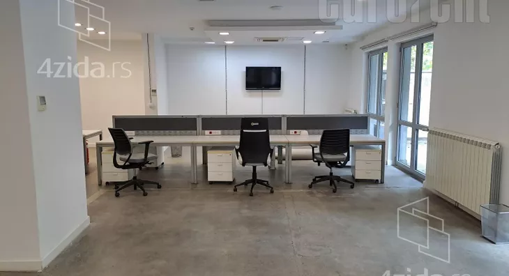 Poslovni prostor | 4zida