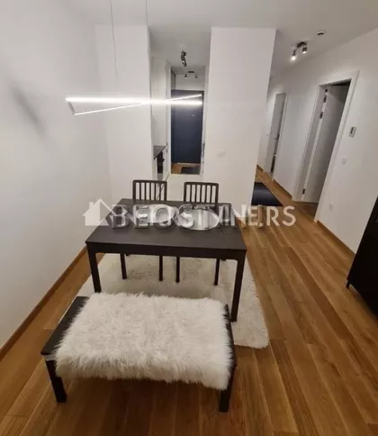 Tadije Sondermajera | 4zida.rs