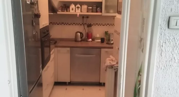 Četvoroiposoban stan | 4zida