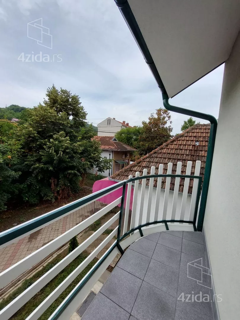 Turistički objekat | 4zida