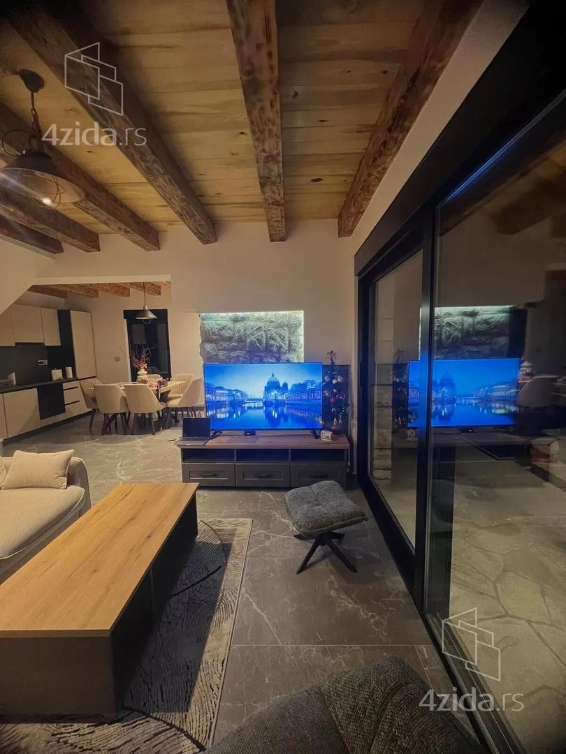 3-etažna kuća | 4zida