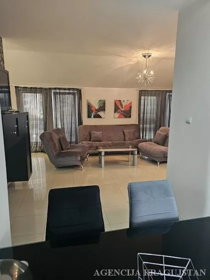 Stari Grad | 4zida.rs