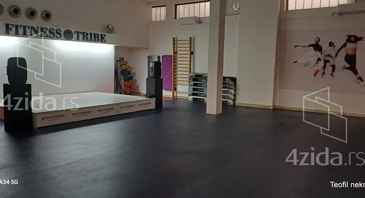 Poslovni prostor | 4zida