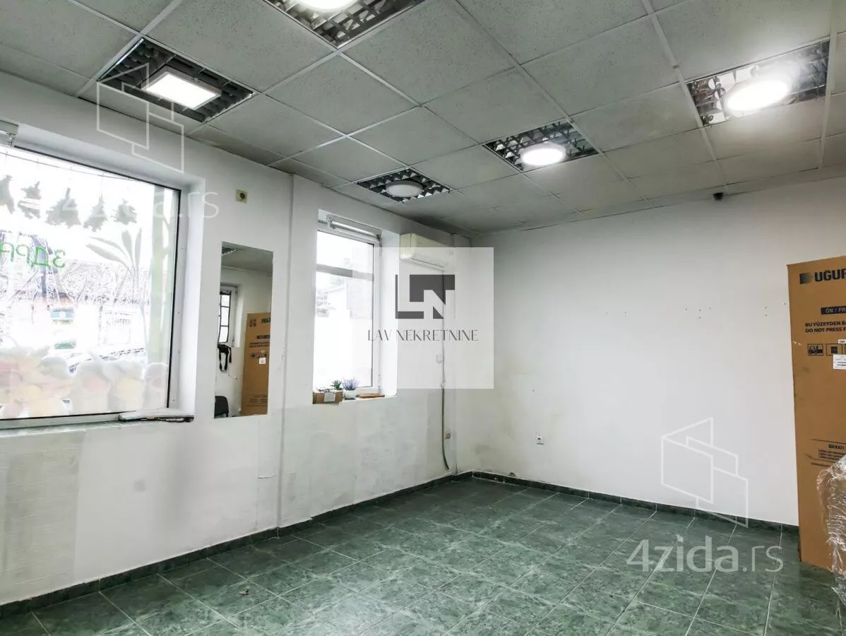 Lokal | 4zida