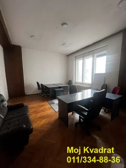 Trg Nikole Pašića | 4zida.rs