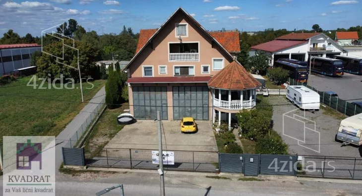 Poslovni prostor | 4zida