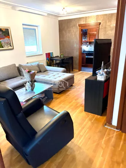 Luke Vojvodića | 4zida.rs