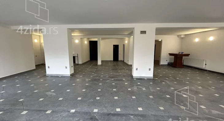 Poslovni prostor | 4zida