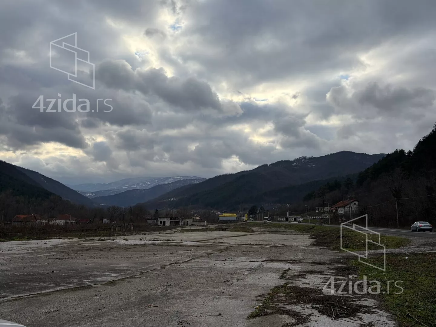 Građevinsko zemljište | 4zida