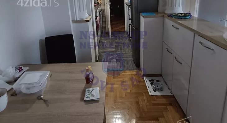 Četvoroiposoban stan | 4zida