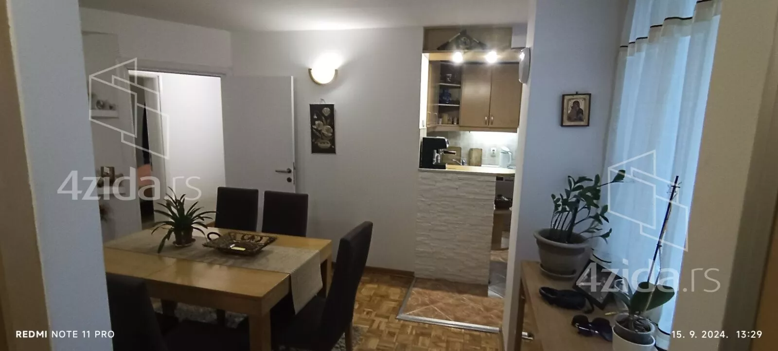 Troiposoban stan | 4zida