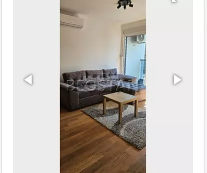 Cara Dusana | 4zida.rs