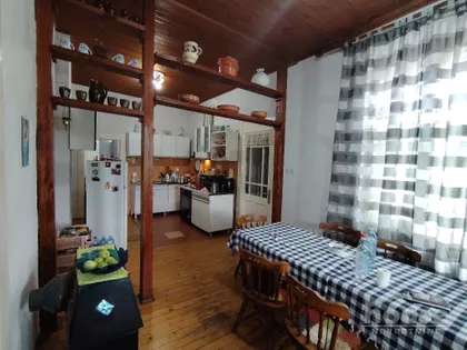 Gložan | 4zida.rs