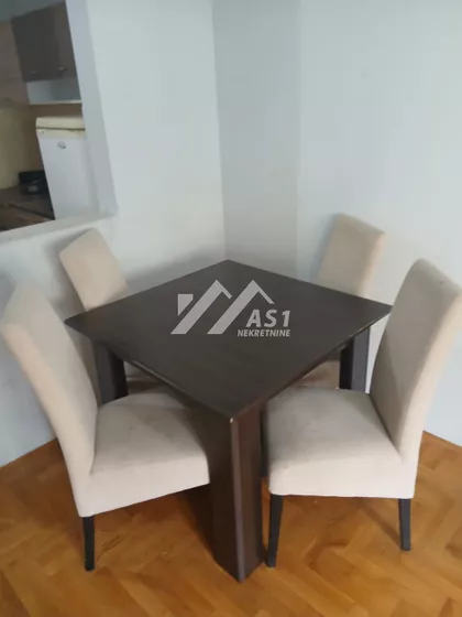 Bulevar Cara Lazara | 4zida.rs