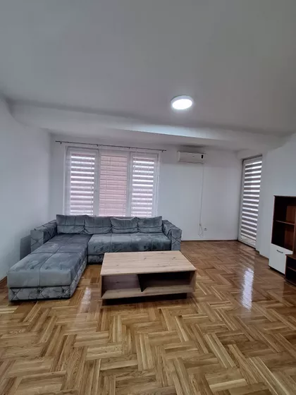 Gradske lokacije | 4zida.rs