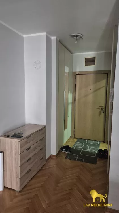 RADNIČKA | 4zida.rs