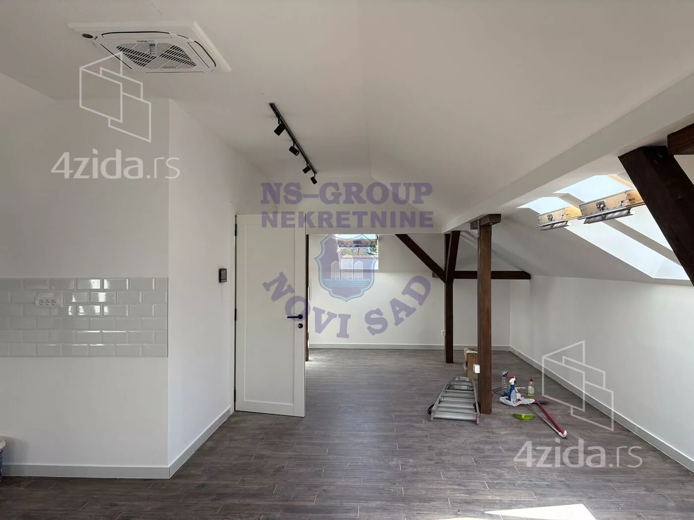 3-etažna kuća | 4zida