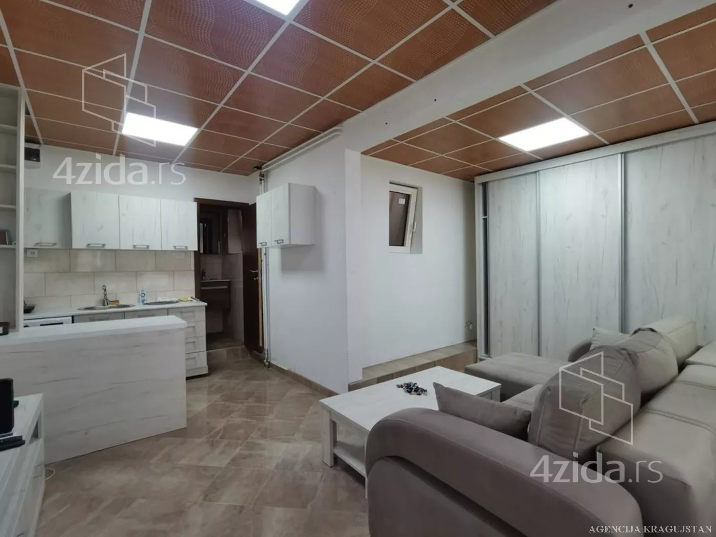 Garsonjera | 4zida