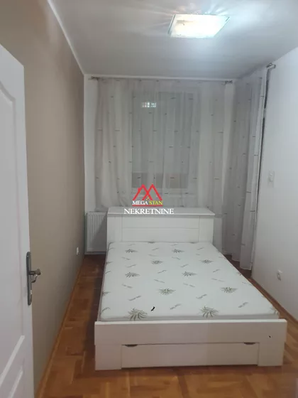 Adi Endrea | 4zida.rs