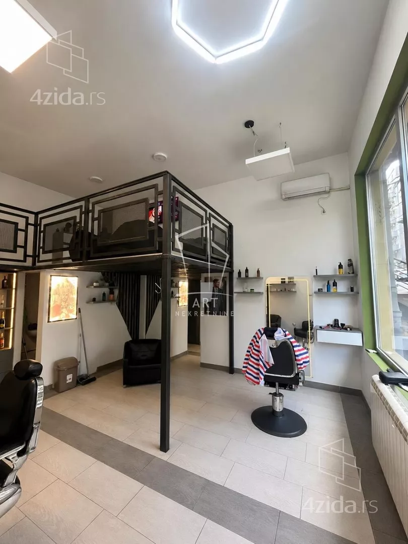 Lokal | 4zida