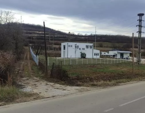 Plac | 4zida
