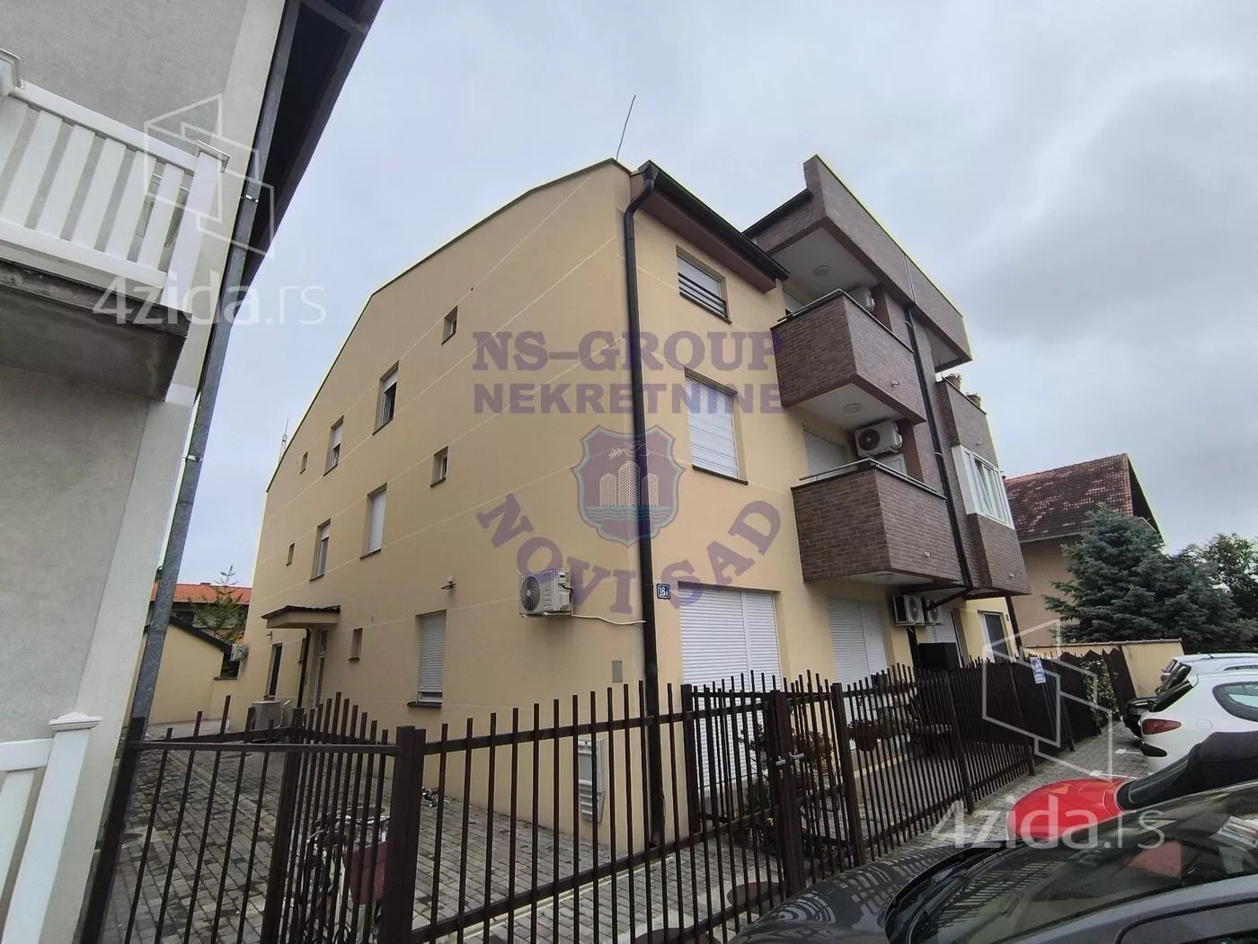 Jednoiposoban stan | 4zida